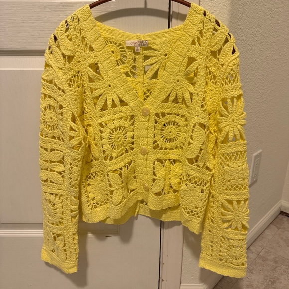 Closet Clearance! - Picture 1 of 4